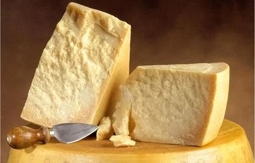 Сыр Грана Падано чем заменить. Какая разница между сырами Грана Падано и Пармиджано Реджано
