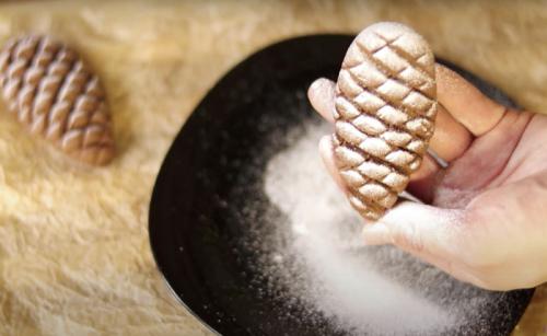 Новогоднее печенье мягкое. Новогоднее шоколадное печенье Шишки