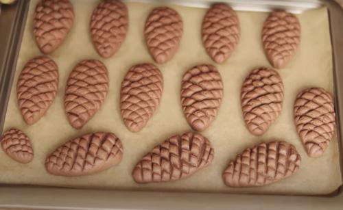 Новогоднее печенье мягкое. Новогоднее шоколадное печенье Шишки