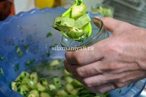 Кабачки соломкой на зиму. Кабачки на зиму по-корейски: проверенный рецепт с приправой 09 Кабачки соломкой на зиму. Кабачки на зиму по-корейски: проверенный рецепт с приправой 09