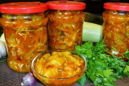 Салат из кабачков на зиму. 20 очень вкусных салатов из кабачков на зиму
