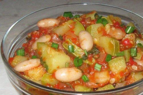 Салат из кабачков на зиму. 20 очень вкусных салатов из кабачков на зиму