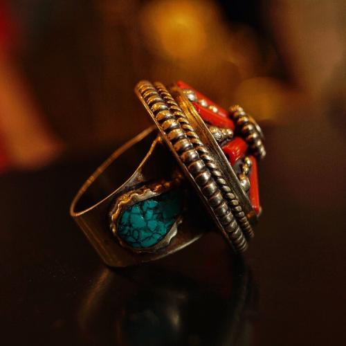 Магическое значение колец на пальцах. Что вкладывали в значение кольца древние