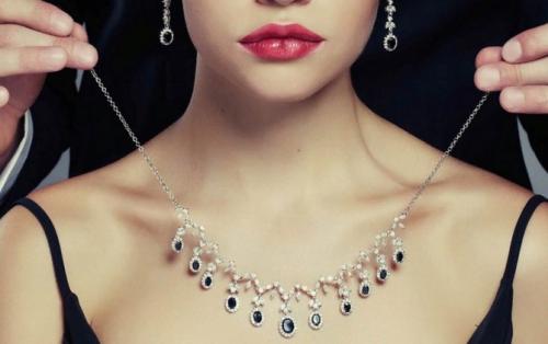 Энергетика подаренного кольца. Магия вещей. Как очистить украшение от негативной энергетики?