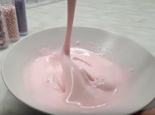 Глазурь для кулича из маршмеллоу. Глазурь из маршмеллоу для кулича, которая не крошится и не осыпается