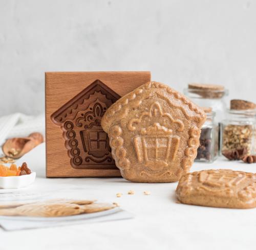 Видео рецепт сахарной глазури для росписи. Процесс приготовления глазури 19