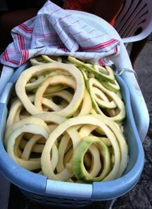 Рагу из сушеных кабачков. Сушеные кабачки , которые аукнулись в Италии, а откликнулись в России