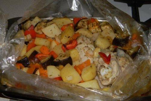 Курица в духовке в рукаве. 15 отличных рецептов курицы в рукаве в духовке