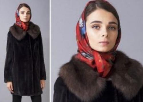 Как завязать платок на голову под пальто. Как носить платок на голове с пальто