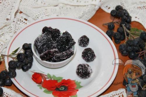 Мармелад из красной рябины. Мармелад из рябины — отличная альтернатива конфетам и вредным сладостям!