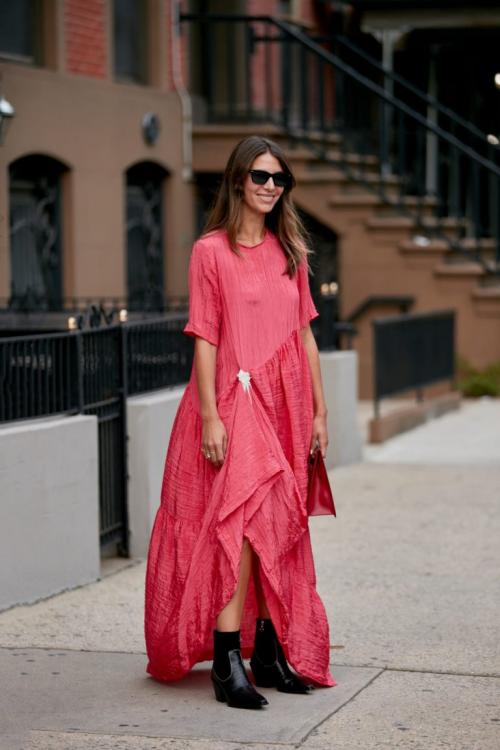 Самые красивые платья 2021-2021 от модных брендов. Полный гид по самым модным платьям для весны и лета 2021 25 Самые красивые платья 2021-2021 от модных брендов. Полный гид по самым модным платьям для весны и лета 2021 25