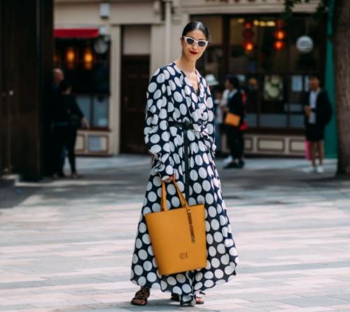 Модные вечерние платья 2022 женские. Шикарные вечерние платья 2022 – ТОП-100. Актуальные модели и цвета 17 Модные вечерние платья 2022 женские. Шикарные вечерние платья 2022 – ТОП-100. Актуальные модели и цвета 17