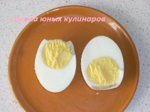 Как варить яйца пошагово. Как сварить яйца вкрутую?