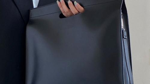 Как выбрать удобную и функциональную сумку для школы. Как правильно выбрать сумку для работы, учебы и вечеринки