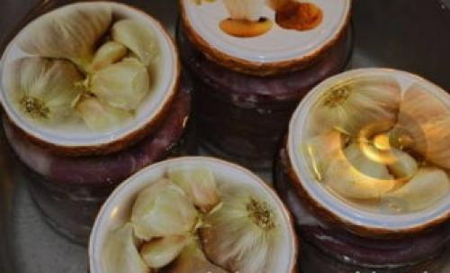 Рецепт домашней тушенки из свинины в кастрюле. Домашняя тушенка из свинины в стеклянных банках на зиму