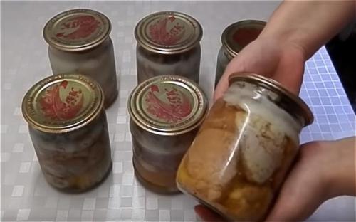 Как сделать тушенку в домашних условиях в кастрюле. Тушенка из свинины в домашних условиях: 5 пошаговых рецептов