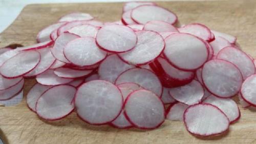 Редис на зиму для окрошки. Делаем заготовки редиса на зиму заморозкой и другими способами