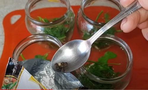 Маринованный редис по-корейски. Маринованная редиска — рецепты на зиму в банке, быстрого приготовления, по-корейски