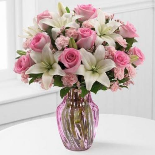 Какие цветы дарить на свадьбу от родителей. Правила выбора