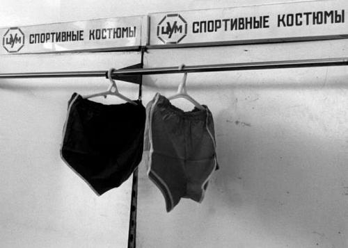 Что лучше: вязаная одежда или покупная. Зачем нужно шить и вязать?