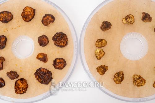 Легко и полезно: как приготовить вяленые баклажаны и кабачки в сушилке 12