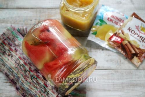 Засолка и маринование арбузов в банках без стерилизации. Как просто и вкусно заготовить маринованные арбузы на зиму в банках без стерилизации 11