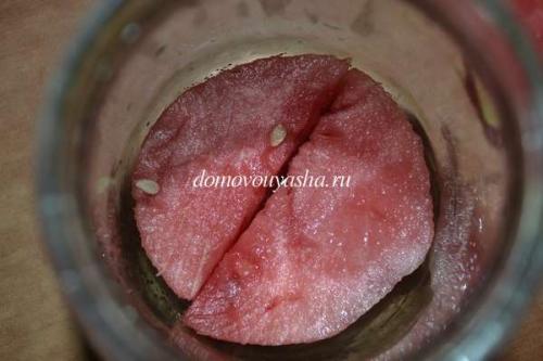 Маринованные арбузы в литровых банках 