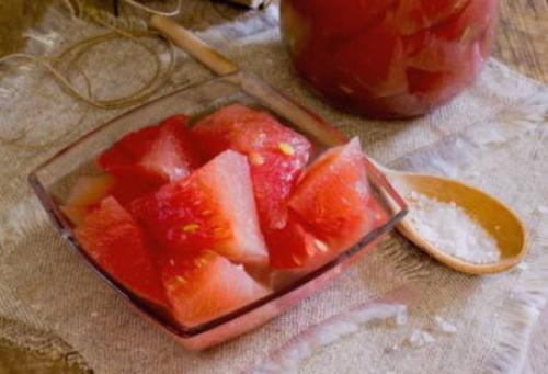 Арбузы в банках на зиму с уксусом. Маринованные арбузы с уксусом на зиму 06 Арбузы в банках на зиму с уксусом. Маринованные арбузы с уксусом на зиму 06