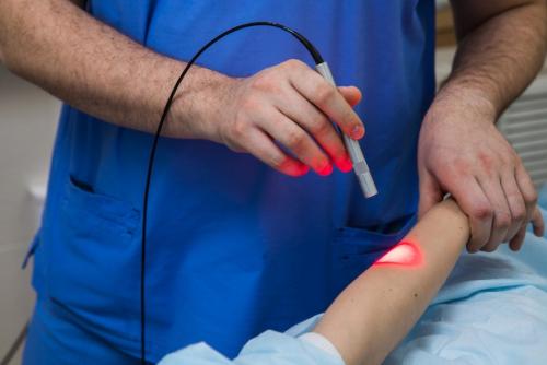 Что делать если базалиома кровит и сочится. Что такое базалиома и как она проявляется? 05 Что делать если базалиома кровит и сочится. Что такое базалиома и как она проявляется? 05