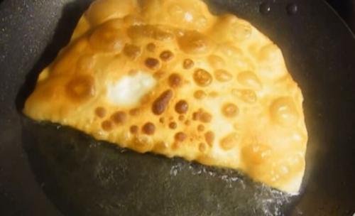 Тесто для чебуреков на воде с растительным маслом. Классика 19 Тесто для чебуреков на воде с растительным маслом. Классика 19