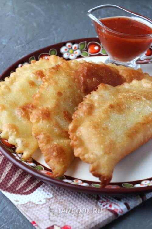 Тесто для чебуреков на воде с растительным маслом. Классика 31 Тесто для чебуреков на воде с растительным маслом. Классика 31