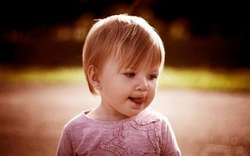 Чем прокалывают уши кроме пистолета. Где и как проколоть уши детям и взрослым