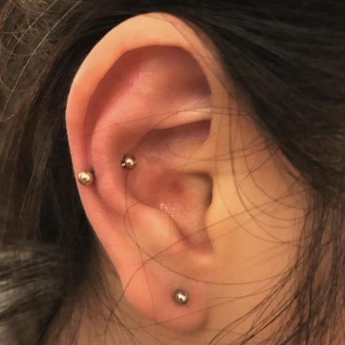 Пирсинг уха названия. Пирсинг уха: виды проколов и украшений