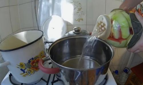 Рецепт консервированных арбузов. Вкусные маринованные арбузы на зиму в банках — простые рецепты