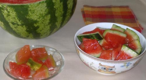 Как посолить арбузы в кастрюле. Солёные арбузы 06 Как посолить арбузы в кастрюле. Солёные арбузы 06