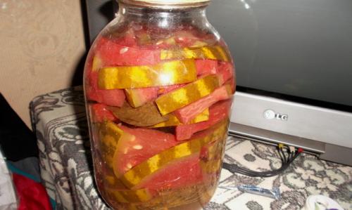 Как засолить арбуз без кожуры. Как закрыть арбузы на зиму в банках – арбузы сладко-соленые