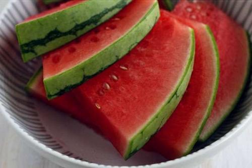 Как засолить арбуз быстро.