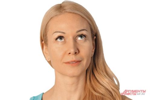 Как УБРАТЬ мимические МОРЩИНЫ вокруг глаз в салоне. Чем стереть морщинки у глаз? Комплекс упражнений по фейсфитнесу