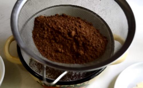 Глазурь для украшения выпечки в домашних условиях. Глазурь для торта из какао и молока с маслом — пошаговый рецепт в домашних условиях