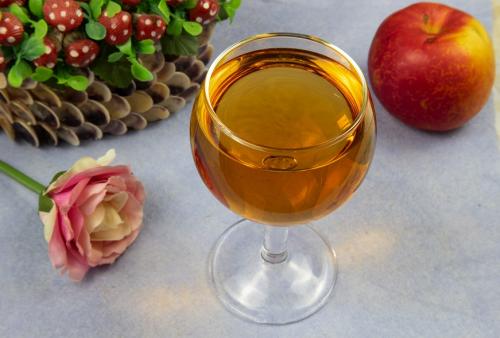 Вино из рябины. Два лучших рецепта вина из красной рябины