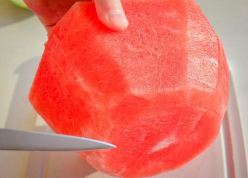 Как правильно нарезать арбузы на кусочки. Арбуз —, как красиво нарезать и сохранить свежим
