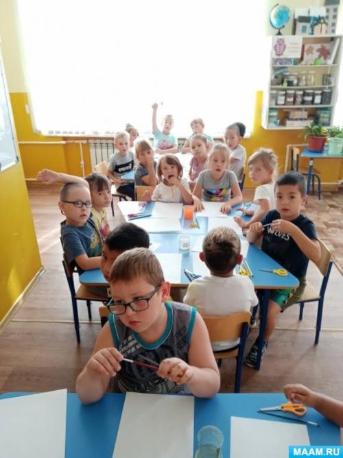 Как можно развивать навыки создания аппликаций и поделок из листьев. Конспект занятия по аппликации в подготовительной группе «Осенний букет из листьев» (20 фото)