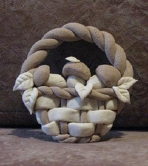 Смакните вкус и аромат: корзина с грибами из соленого теста 29