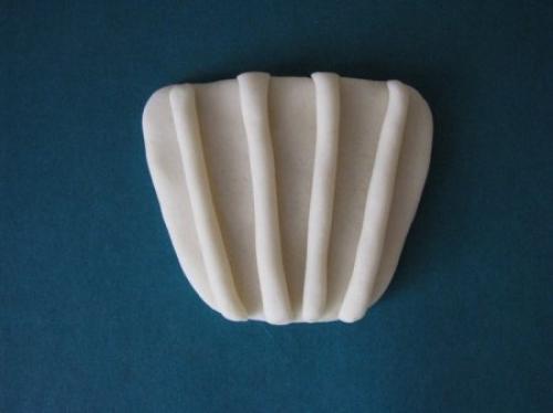 Смакните вкус и аромат: корзина с грибами из соленого теста 02