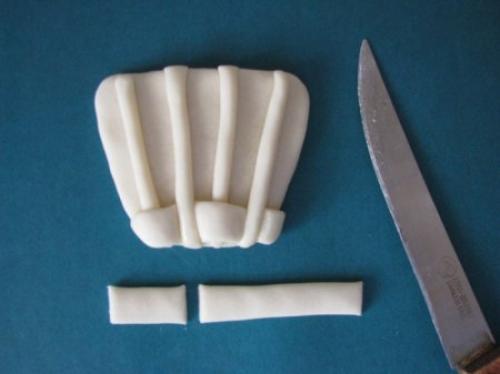 Смакните вкус и аромат: корзина с грибами из соленого теста 03