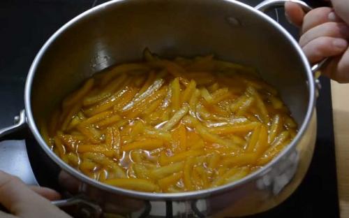 Как приготовить цукаты из апельсиновых корок в домашних условиях. Цукаты из апельсиновых корок — быстрые рецепты в домашних условиях