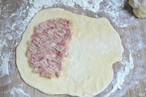 Тесто для чебуреков на воде с яйцом. Чебуреки классические