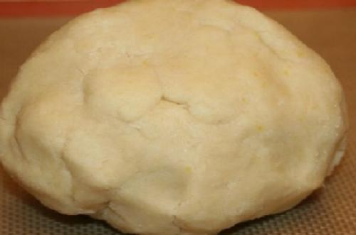 Тесто для чебуреков на холодной воде. Тесто на воде для чебуреков с мясом