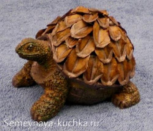 Поделки из природных материалов. ЧЕШУЙКИ от шишек.