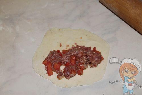 Рецепт теста на воде для чебуреков. Как приготовить тесто для чебуреков 30 Рецепт теста на воде для чебуреков. Как приготовить тесто для чебуреков 30